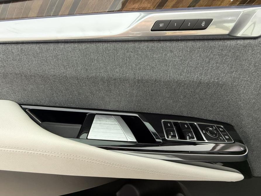 Cadillac Escalade V Рестайлинг Москва  - изображение 17