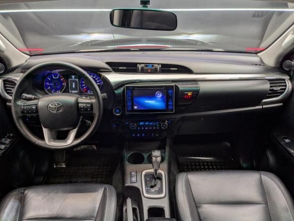 Toyota Hilux VIII с пробегом 2017 года, цена 2 900 000 рублей, 247439 км, offers.body_type.unknown, Автокод Объявления