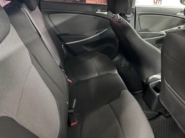 Hyundai Solaris I с пробегом 2012 года, цена 729 000 рублей, 127000 км, хэтчбек, Автокод Объявления