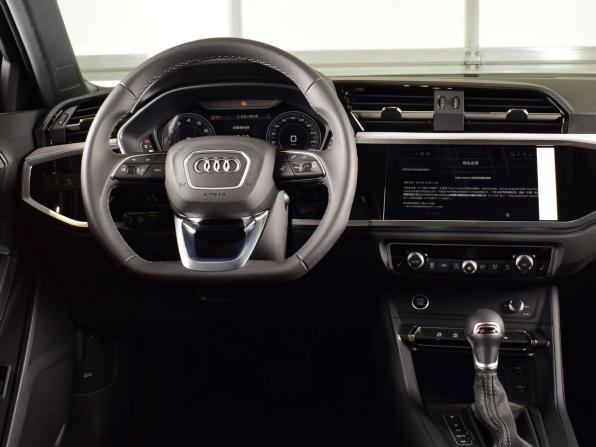 Audi Q3 II (F3) с пробегом 2026 года, цена 3 799 995 рублей, 22 км, внедорожник, Автокод Объявления
