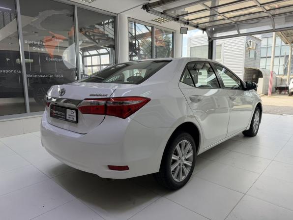 Toyota Corolla XI (E160 E170 E180) с пробегом 2013 года, цена 1 120 000 рублей, 203450 км, седан, Автокод Объявления