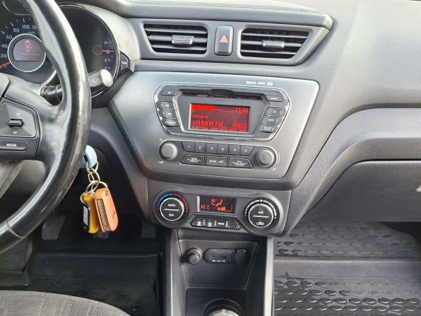 Kia Rio III с пробегом 2013 года, цена 793 000 рублей, 143132 км, седан, Автокод Объявления