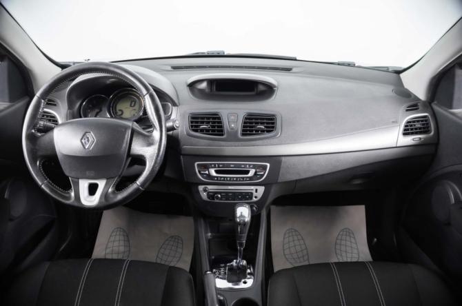 Renault Fluence I Рестайлинг с пробегом 2013 года, цена 759 000 рублей, 175256 км, седан, Автокод Объявления
