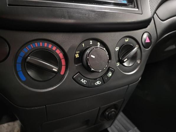 Chevrolet Aveo I Рестайлинг с пробегом 2010 года, цена 369 999 рублей, 192078 км, седан, Автокод Объявления