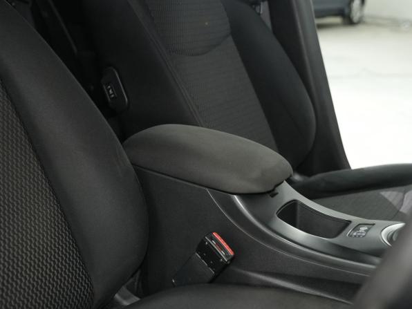 Nissan Leaf I (ZE0/AZE0) с пробегом 2014 года, цена 780 000 рублей, 216600 км, хэтчбек, Автокод Объявления