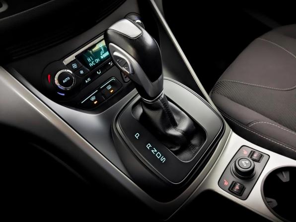 Ford Kuga II с пробегом 2015 года, цена 1 545 000 рублей, 77992 км, внедорожник, Автокод Объявления