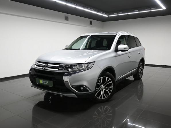 Mitsubishi Outlander III Рестайлинг 2 с пробегом 2018 года, цена 1 625 000 рублей, 156892 км, внедорожник, Автокод Объявления