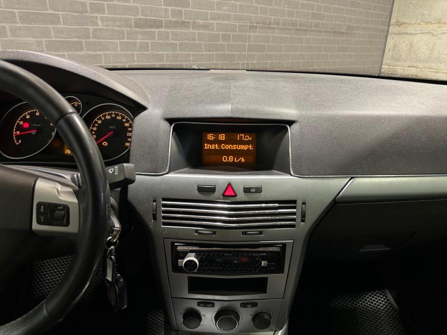 Opel Astra H Рестайлинг Челябинск  - изображение 3