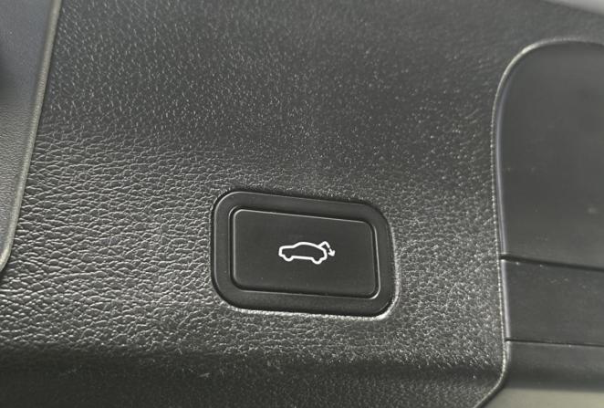 Geely Tugella I Рестайлинг с пробегом 2023 года, цена 2 700 000 рублей, 109394 км, внедорожник, Автокод Объявления