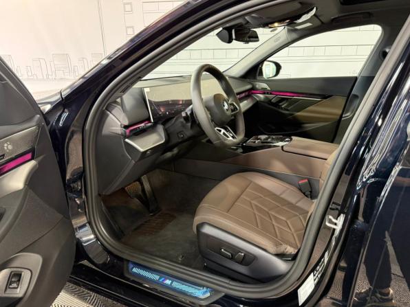 Новый BMW 5 серии VIII (G60/G61/G68) 2025 года, цена 7 999 000 рублей, седан, Автокод Объявления