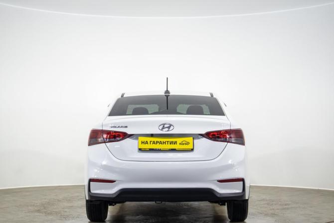Hyundai Solaris II с пробегом 2017 года, цена 829 000 рублей, 237172 км, седан, Автокод Объявления