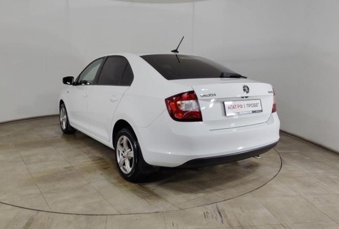 Skoda Rapid I Рестайлинг с пробегом 2019 года, цена 1 385 000 рублей, 47800 км, лифтбек, Автокод Объявления