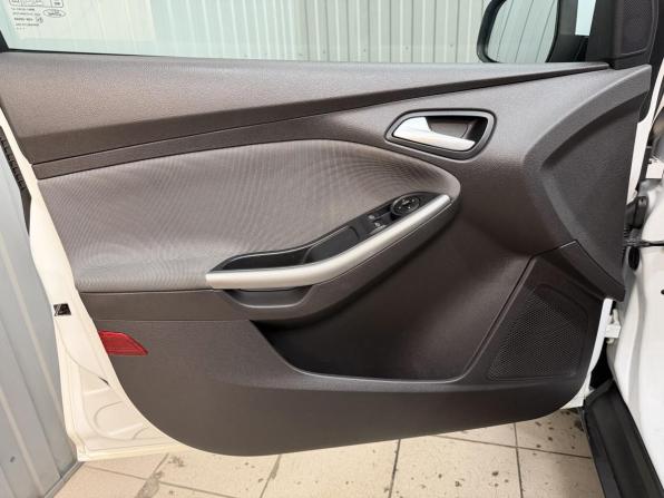 Ford Focus III с пробегом 2013 года, цена 858 000 рублей, 176211 км, универсал, Автокод Объявления
