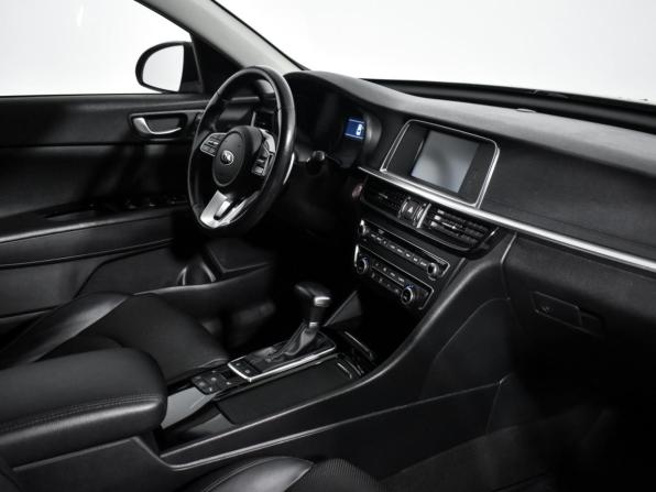 Kia Optima IV Рестайлинг с пробегом 2019 года, цена 2 063 000 рублей, 96899 км, седан, Автокод Объявления