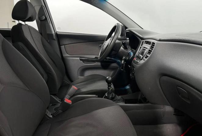 Kia Rio II Рестайлинг с пробегом 2010 года, цена 460 000 рублей, 219647 км, седан, Автокод Объявления
