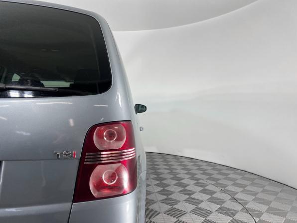 Volkswagen Touran I Рестайлинг с пробегом 2010 года, цена 685 000 рублей, 127000 км, компактвэн, Автокод Объявления