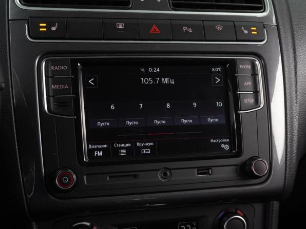Volkswagen Polo V Рестайлинг с пробегом 2019 года, цена 1 804 000 рублей, 19028 км, седан, Автокод Объявления
