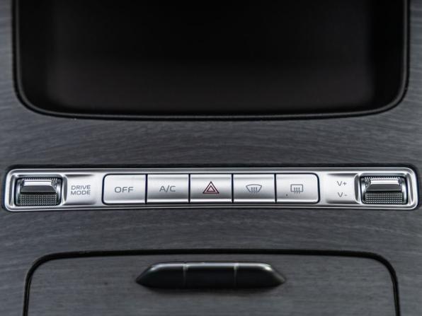 Geely Preface I с пробегом 2024 года, цена 2 458 000 рублей, 94582 км, седан, Автокод Объявления
