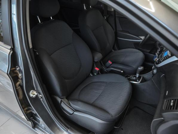Hyundai Solaris I с пробегом 2012 года, цена 839 000 рублей, 118419 км, седан, Автокод Объявления