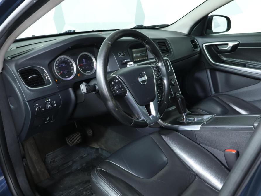 Volvo S60 II Москва  - изображение 20