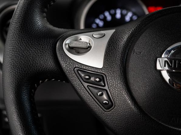 Nissan Juke I с пробегом 2012 года, цена 945 000 рублей, 150108 км, внедорожник, Автокод Объявления