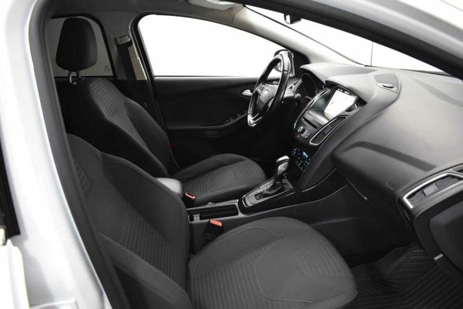 Ford Focus III Рестайлинг с пробегом 2018 года, цена 1 030 000 рублей, 143306 км, хэтчбек, Автокод Объявления