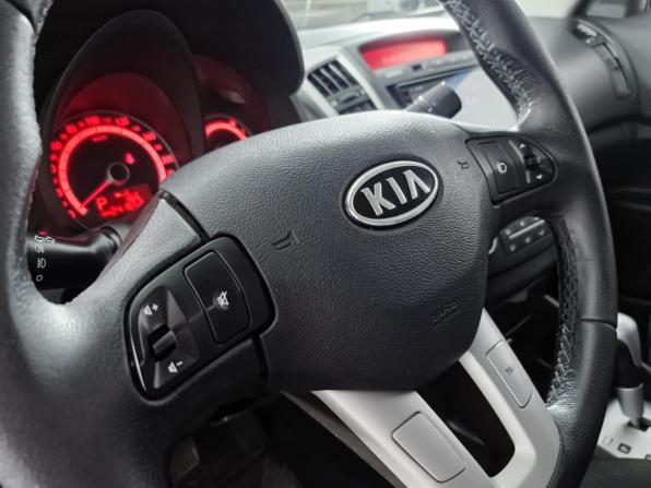 Kia Ceed I Рестайлинг с пробегом 2011 года, цена 699 000 рублей, 241652 км, хэтчбек, Автокод Объявления