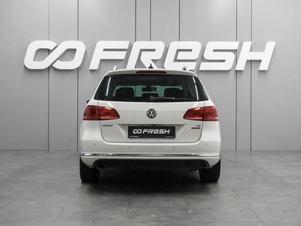 Volkswagen Passat B7 с пробегом 2013 года, цена 1 252 000 рублей, 156208 км, универсал, Автокод Объявления