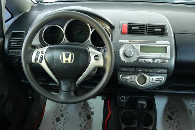 Honda Jazz I Рестайлинг с пробегом 2006 года, цена 679 000 рублей, 187000 км, хэтчбек, Автокод Объявления