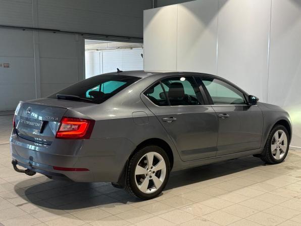 Skoda Octavia III (A7) Рестайлинг с пробегом 2019 года, цена 1 965 000 рублей, 181001 км, лифтбек, Автокод Объявления