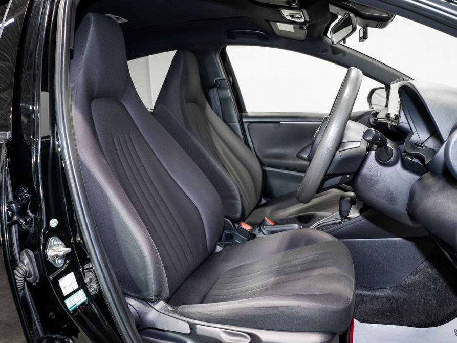 Toyota Yaris IV Чита  - изображение 6