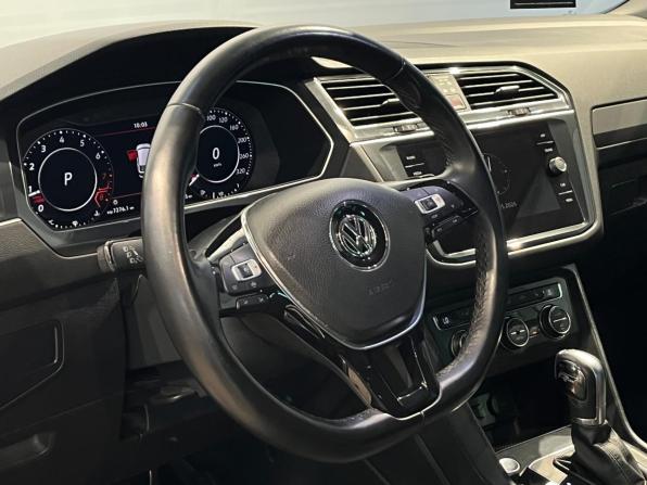 Volkswagen Tiguan II с пробегом 2018 года, цена 2 880 000 рублей, 113000 км, внедорожник, Автокод Объявления