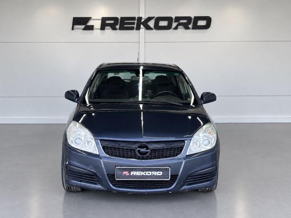 Opel Vectra C Рестайлинг с пробегом 2006 года, цена 529 000 рублей, 317774 км, седан, Автокод Объявления