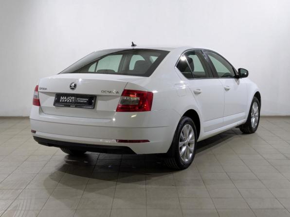 Skoda Octavia III (A7) Рестайлинг с пробегом 2019 года, цена 1 300 000 рублей, 193782 км, лифтбек, Автокод Объявления