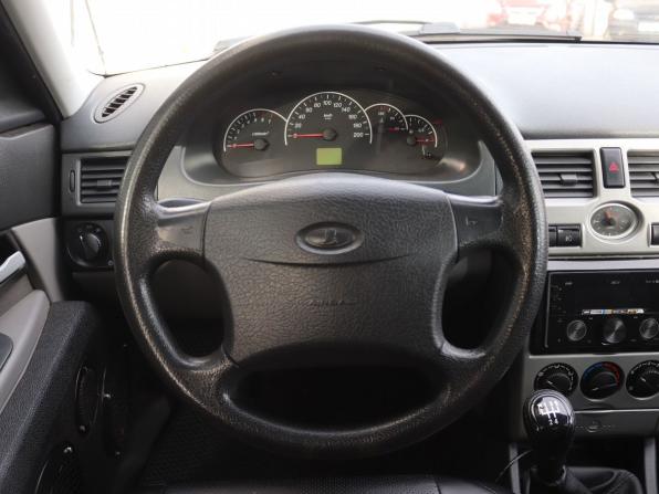 Lada (ВАЗ) Priora I с пробегом 2011 года, цена 262 000 рублей, 220000 км, хэтчбек, Автокод Объявления