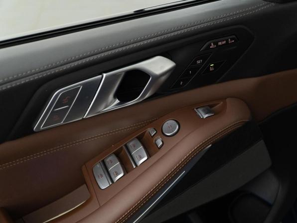 BMW X7 I (G07) с пробегом 2021 года, цена 9 384 434 рубля, 42721 км, внедорожник, Автокод Объявления