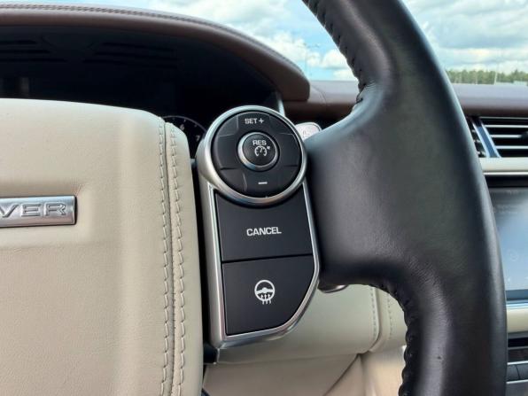 Land Rover Range Rover IV с пробегом 2017 года, цена 3 655 000 рублей, 241410 км, внедорожник, Автокод Объявления