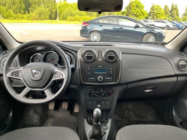 Dacia Logan II Рестайлинг с пробегом 2018 года, цена 1 100 000 рублей, 102525 км, универсал, Автокод Объявления
