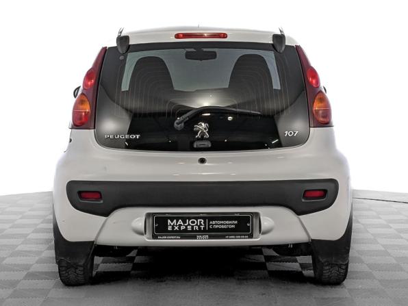 Peugeot 107 I Рестайлинг 2 с пробегом 2013 года, цена 650 000 рублей, 82869 км, хэтчбек, Автокод Объявления