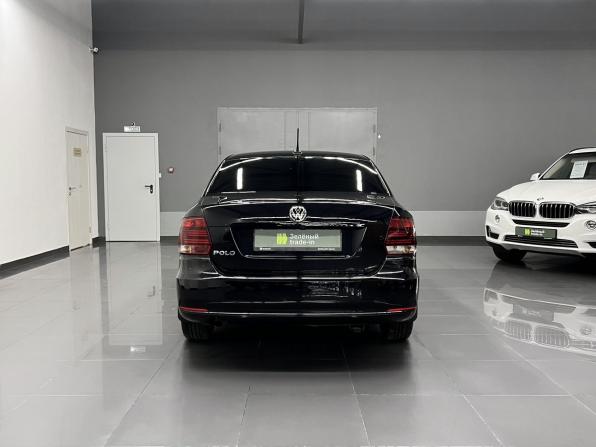 Volkswagen Polo V Рестайлинг с пробегом 2019 года, цена 1 295 000 рублей, 77344 км, седан, Автокод Объявления