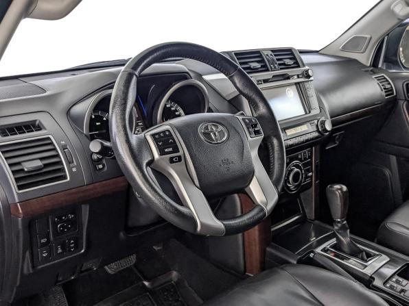 Toyota Land Cruiser Prado 150 Series Рестайлинг 1 с пробегом 2014 года, цена 3 300 000 рублей, 213839 км, внедорожник, Автокод Объявления