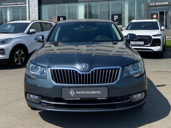 Skoda Superb II Рестайлинг с пробегом 2013 года, цена 1 024 000 рублей, 242580 км, лифтбек, Автокод Объявления