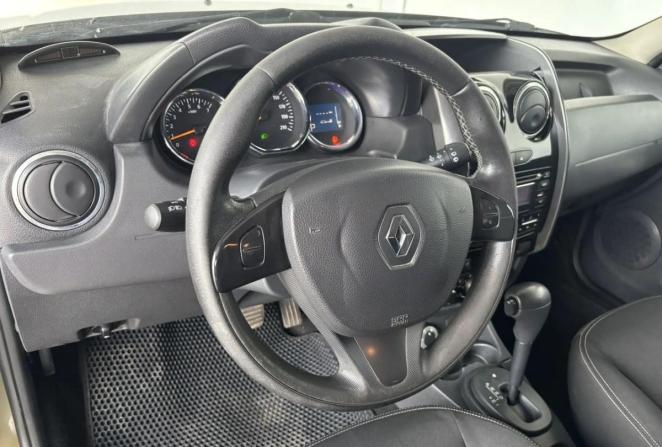Renault Duster I Рестайлинг с пробегом 2015 года, цена 1 055 000 рублей, 211295 км, внедорожник, Автокод Объявления