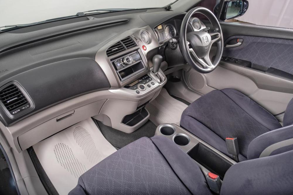 Honda Stream II Рестайлинг Томск  - изображение 13