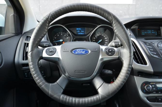 Ford Focus III с пробегом 2013 года, цена 849 900 рублей, 106388 км, хэтчбек, Автокод Объявления