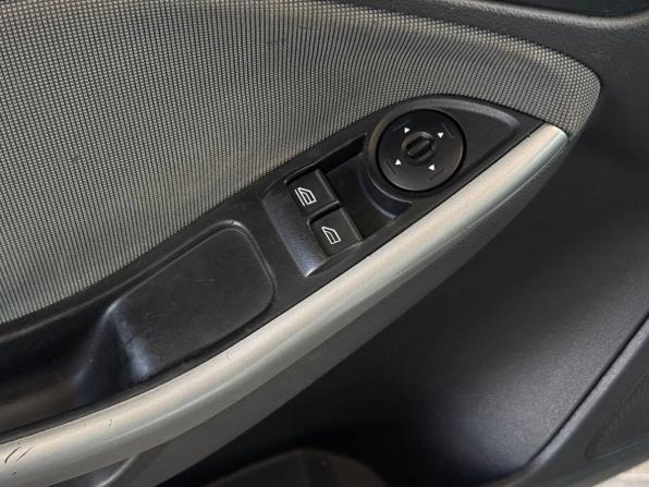 Ford Focus III с пробегом 2012 года, цена 690 000 рублей, 181834 км, универсал, Автокод Объявления