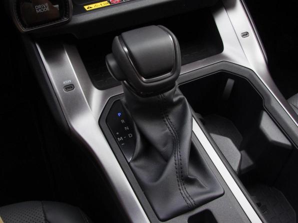 Toyota RAV4 VI (XA60) с пробегом 2026 года, цена 4 199 000 рублей, 30 км, внедорожник, Автокод Объявления