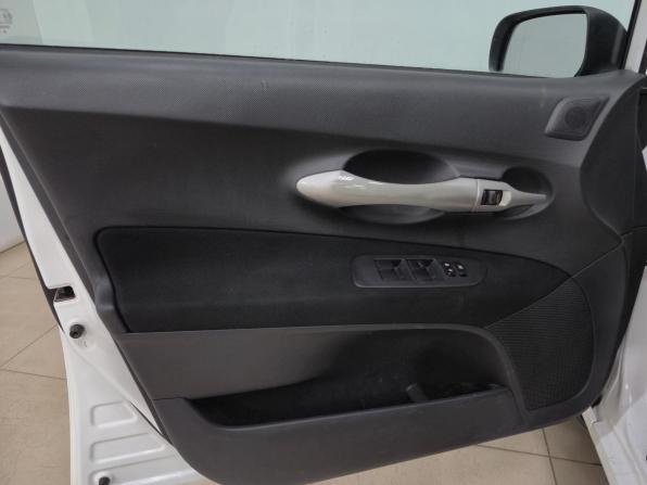 Toyota Auris I с пробегом 2009 года, цена 600 000 рублей, 237715 км, хэтчбек, Автокод Объявления