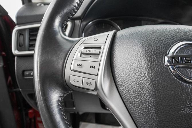 Nissan Qashqai II с пробегом 2015 года, цена 1 499 000 рублей, 214000 км, внедорожник, Автокод Объявления