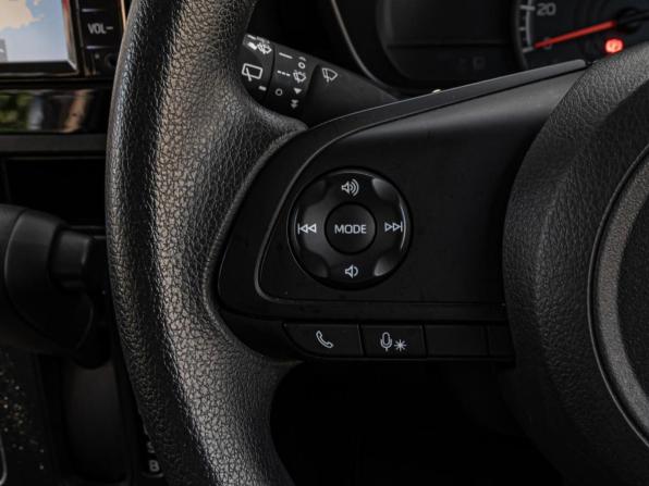 Toyota Roomy I Рестайлинг с пробегом 2020 года, цена 1 130 000 рублей, 92713 км, микровэн, Автокод Объявления
